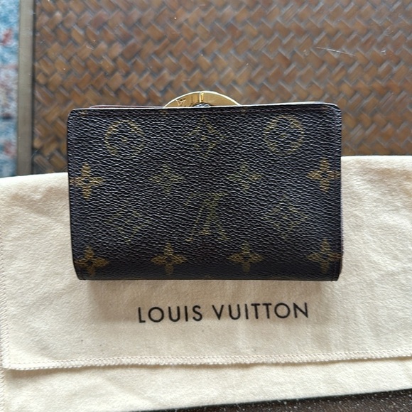 Louis Vuitton Black and Gold Wallet - Picture 2 of 9